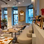 Hotel Dos Reis By The Beautique 4*