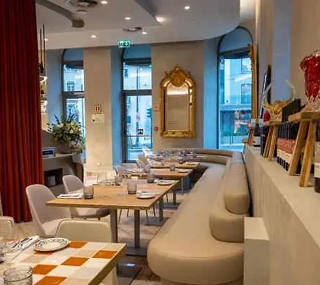 Dos Reis By The Beautique Hotel 4*