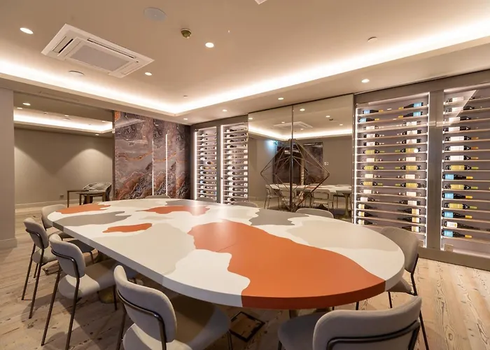 Dos Reis By The Beautique リスボン